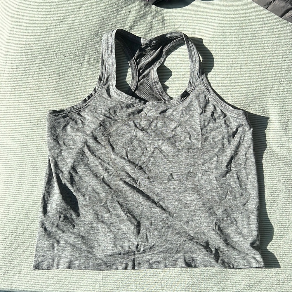 Lululemon Swiftly Tech Racerback Race Length Tank